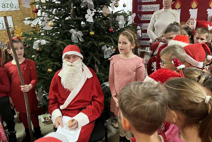 A Mikuls gyjtotta meg a 2. adventi gyertynkat