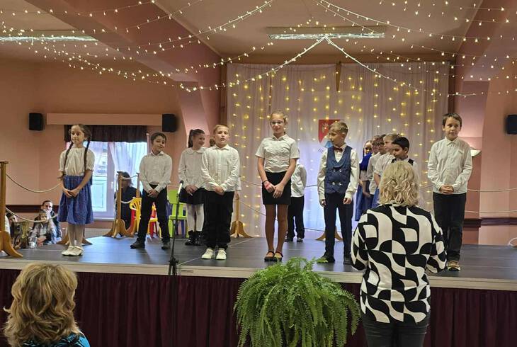 Köszöntöttük a becsehelyi időseket Köszöntöttük a becsehelyi időseket